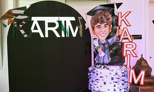 Graduation custom cake featuring personalized design and celebratory details, created to mark a graduation milestone. For Men and Women